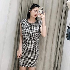 NWT Zara Jacquard Padded Shoulder Dress